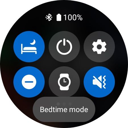 Переключатель режима сна на панели быстрых настроек Samsung Galaxy Watch